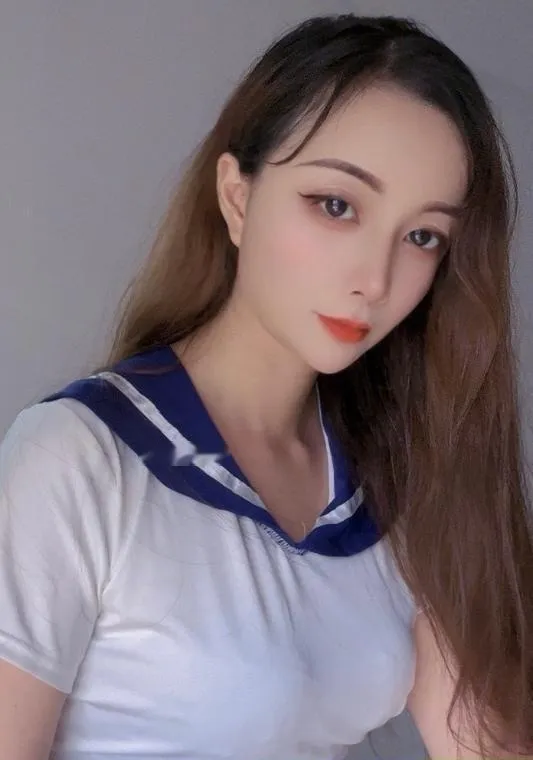 梅花园菲菲