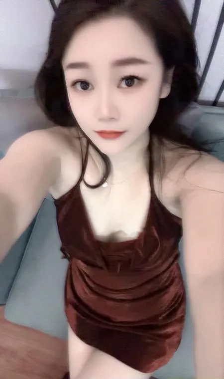 风骚勾人肤白小妖精