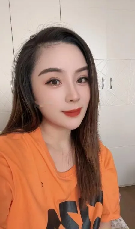 南方妹屁股大花式口爆