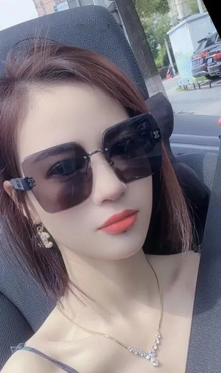 雅儿骚货姐姐