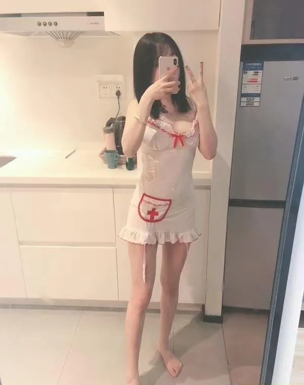 迷人可爱的女孩