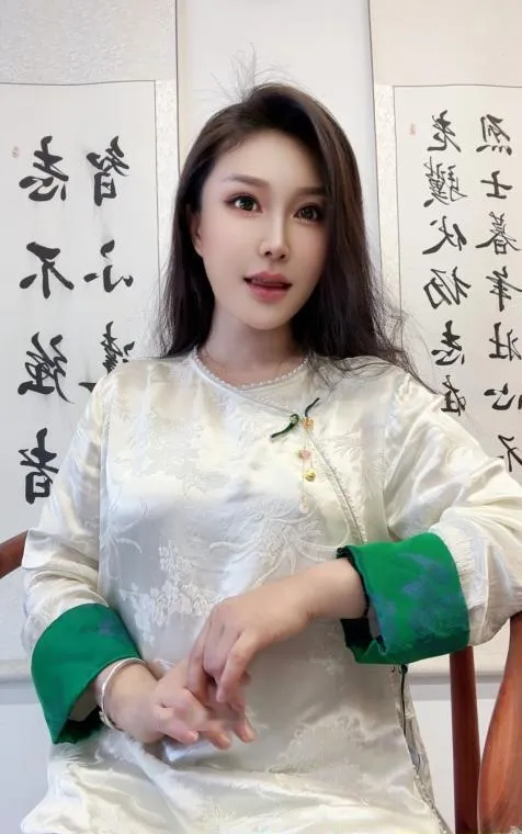 特服淫女骚优优