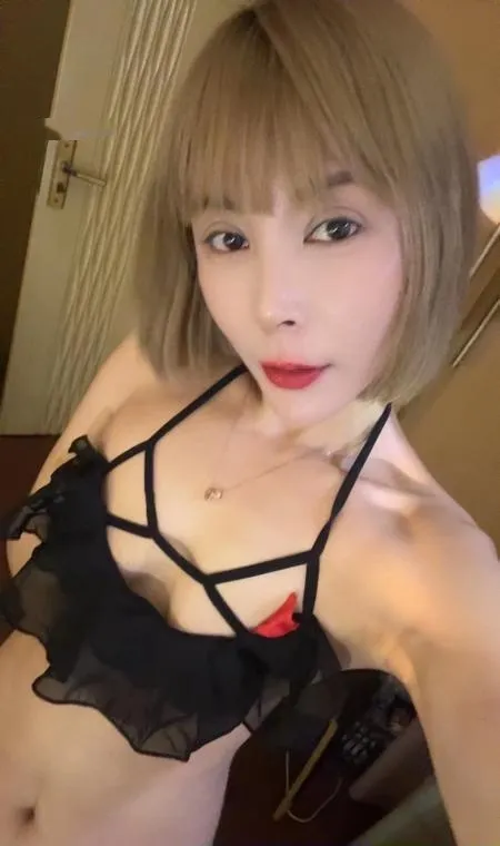 喷水拉拉