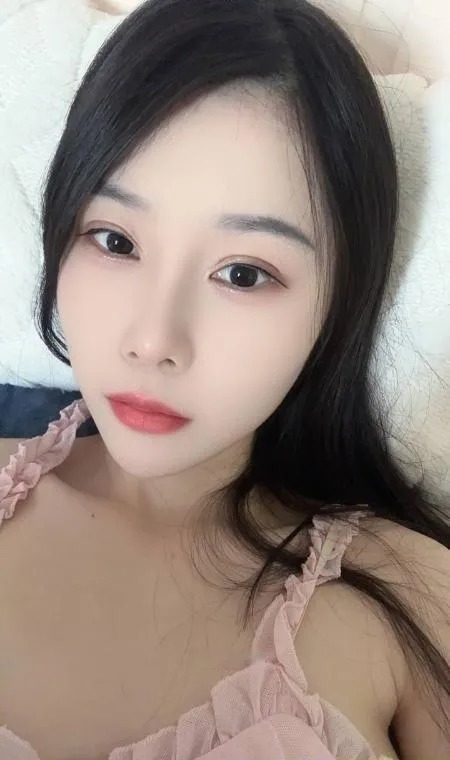 静安清纯颜值老师