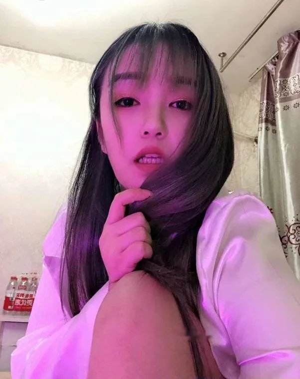 大奶风骚小余