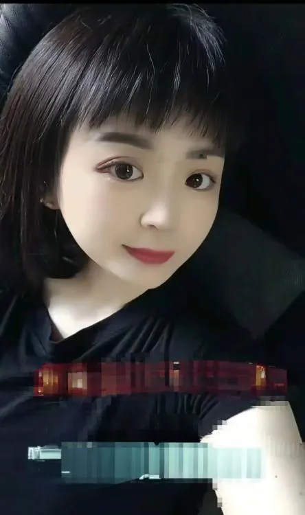 美乳嫩肤晴晴