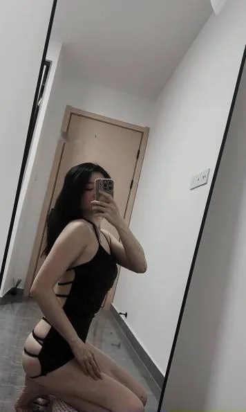 制服控微胖小少妇