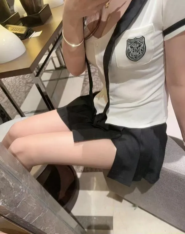 宁波鄞州小姐姐