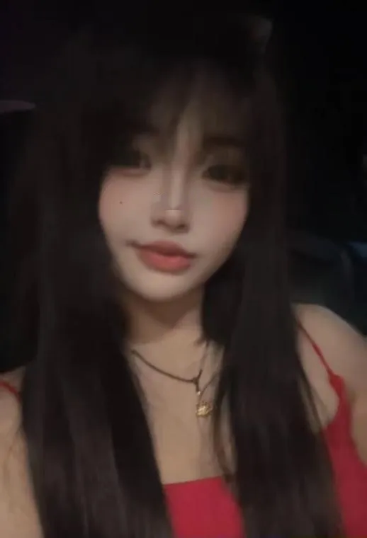 金华尤物娃娃脸