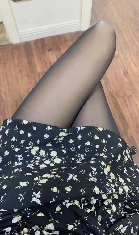 蜀山区长腿妹子
