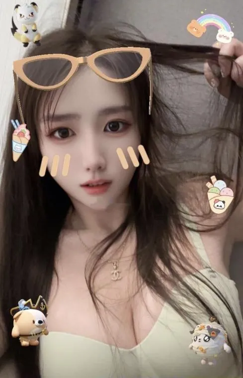 澳门Lucy