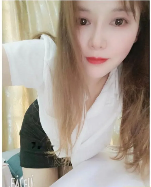 大胸老师小娟
