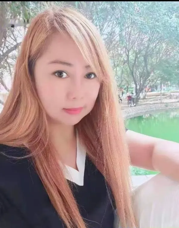 皇寺小姐姐