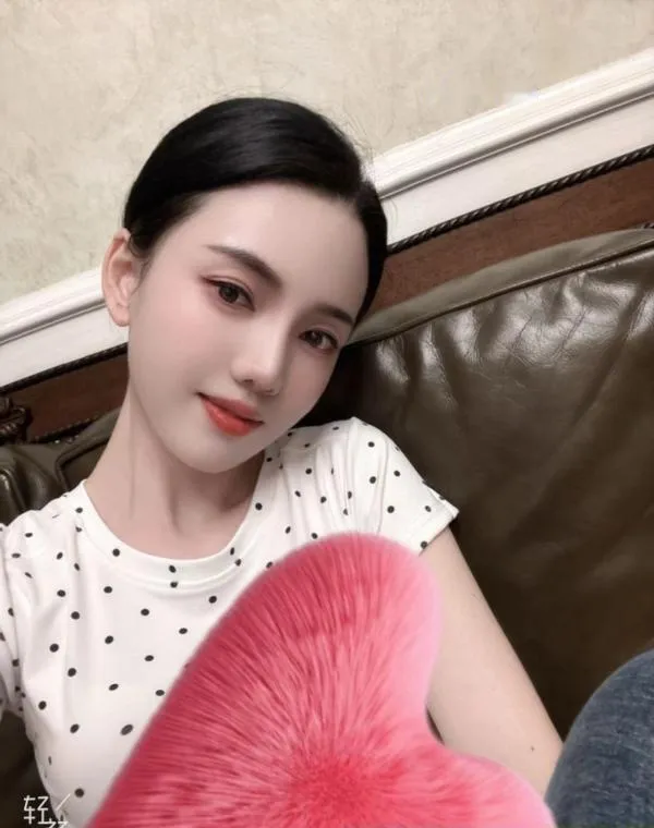 昆明气质小姐姐