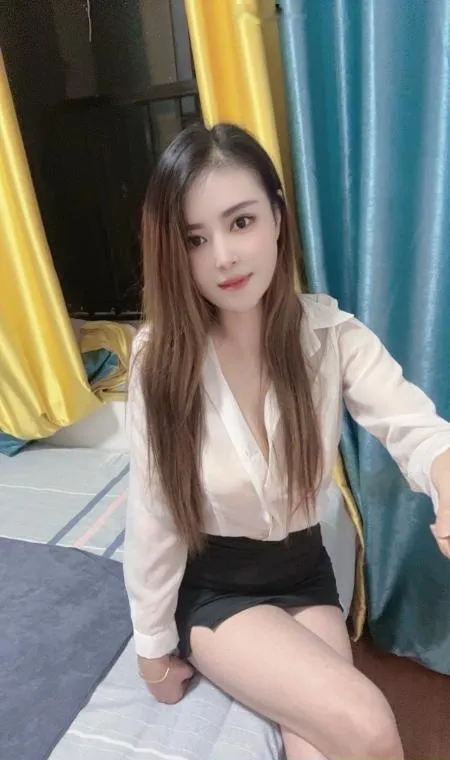 横塘路性感美腿御姐