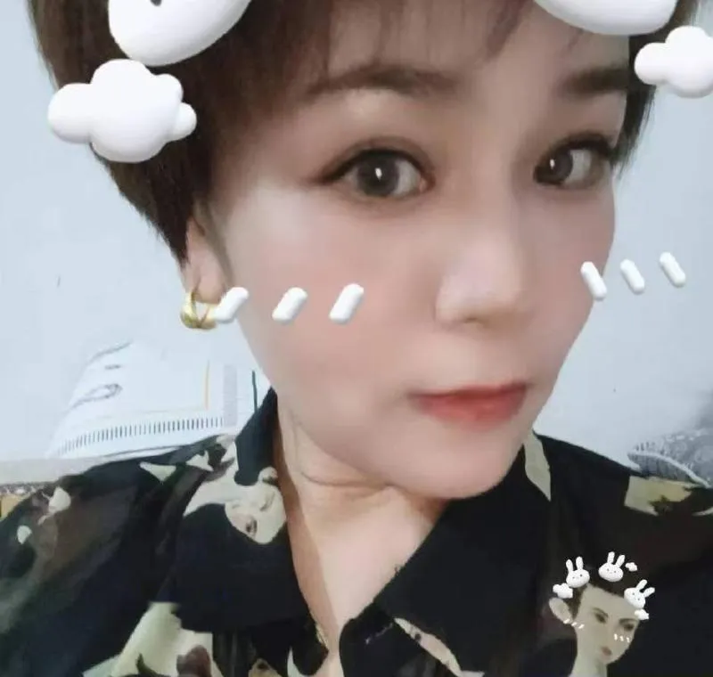 彩香长腿少妇