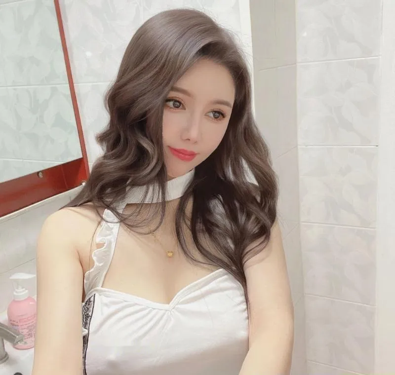 福田大胸少妇