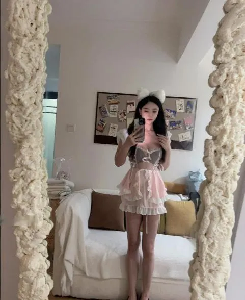 宝安清纯欲女李师师