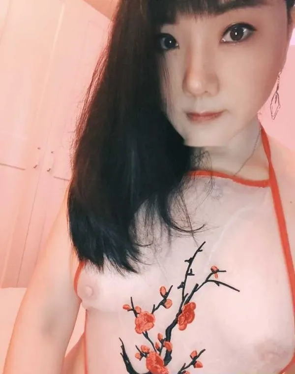 张府园皮肤好骚少妇