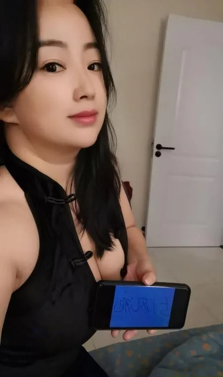 瑶海巨乳颜欢