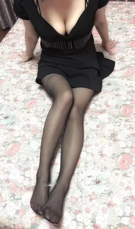 我的骚逼情人姐姐