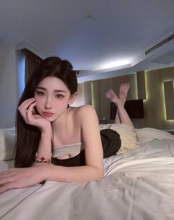 秦淮风骚迷人小妖精