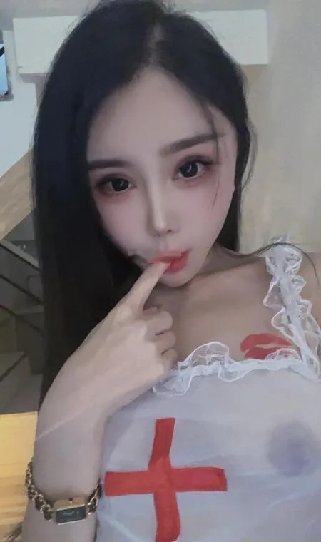 风骚大长腿温柔小姐姐