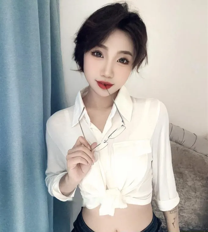 罗湖嫩老师沐沐