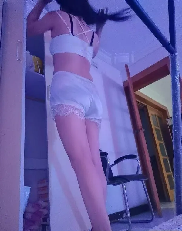 体验河东区长腿姐姐