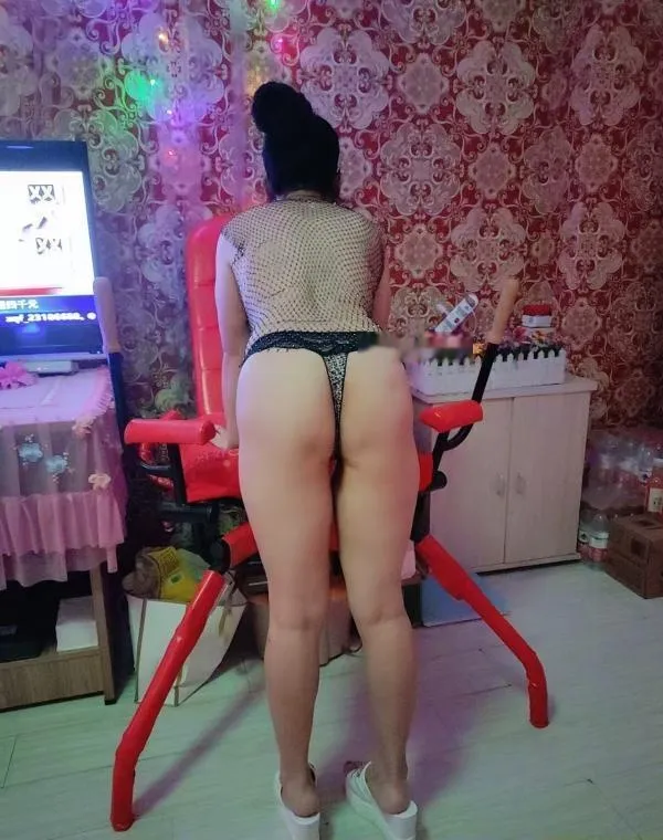 铁西莞式菲菲