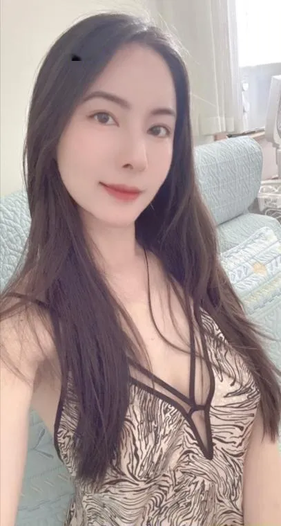 风骚朱莉姐姐