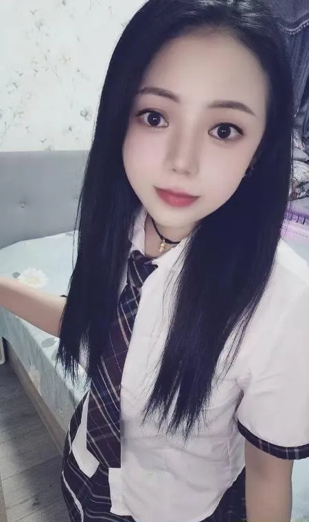 杨家湾美女七月
