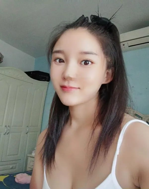 黑丝风骚性感少妇