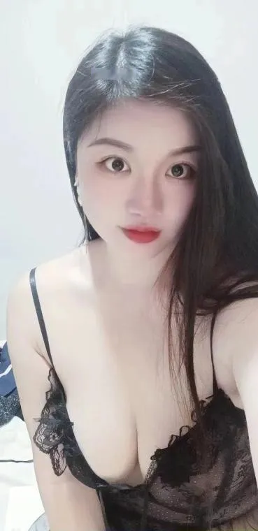 宝安大奶骚货