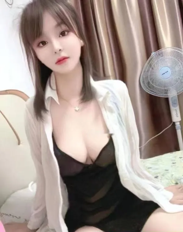 风骚服务好小姐姐