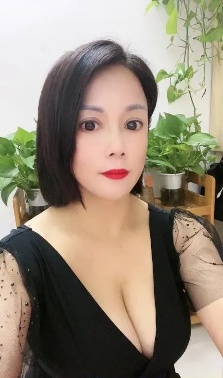 宝安固戍熟女骚妇
