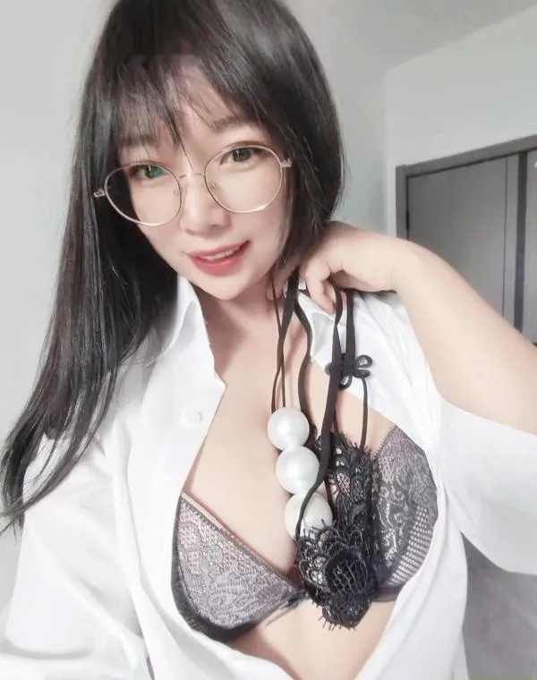 园区女仆型沫沫