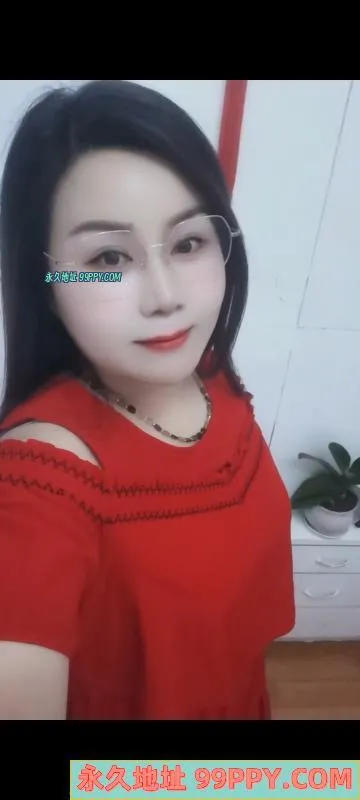熟女丰满沐情