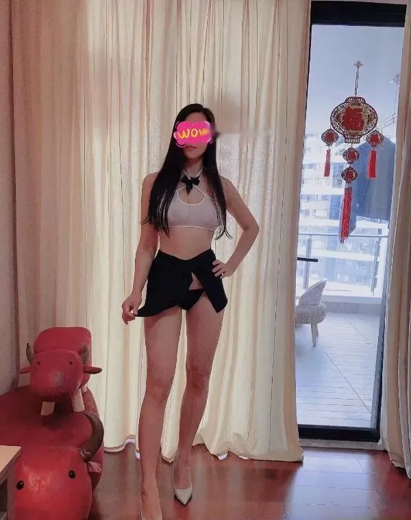 拱北翘臀轻熟女