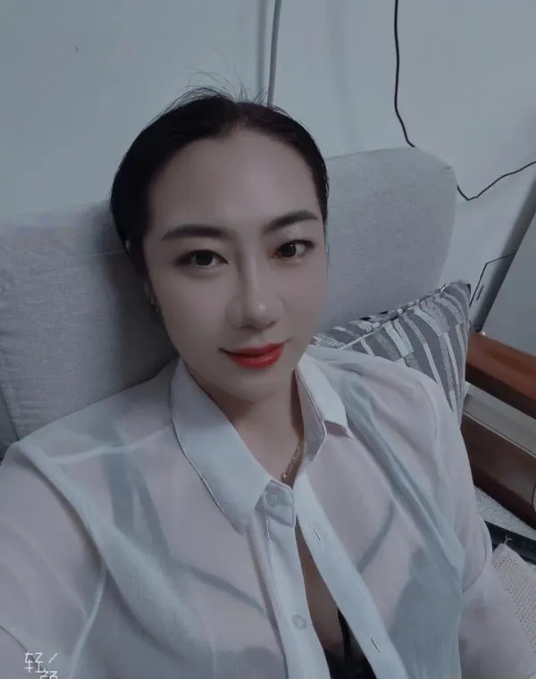 微胖型反差骚妇
