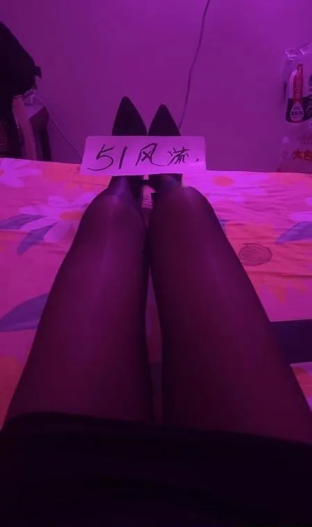 出击美艳少妇