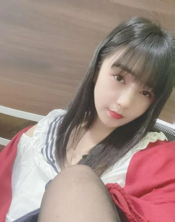 大奶风骚小余