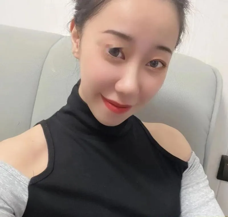 长腿小姐姐
