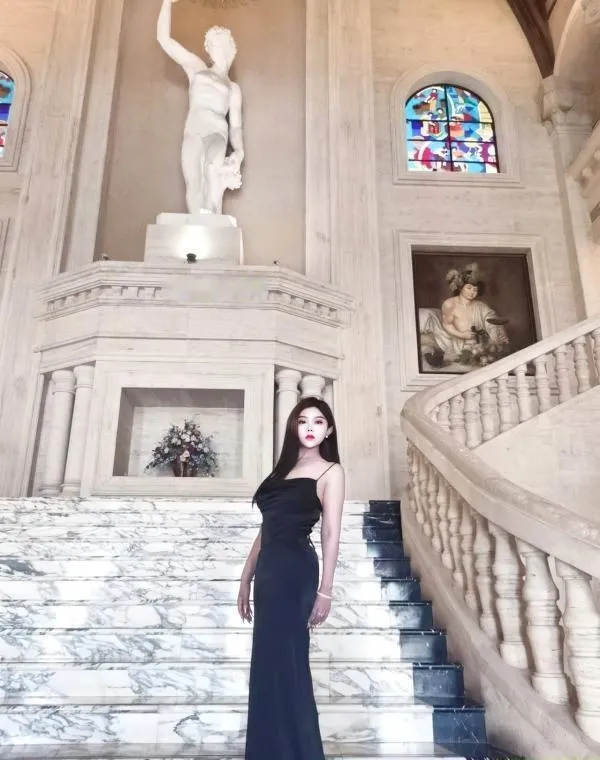 西青少妇