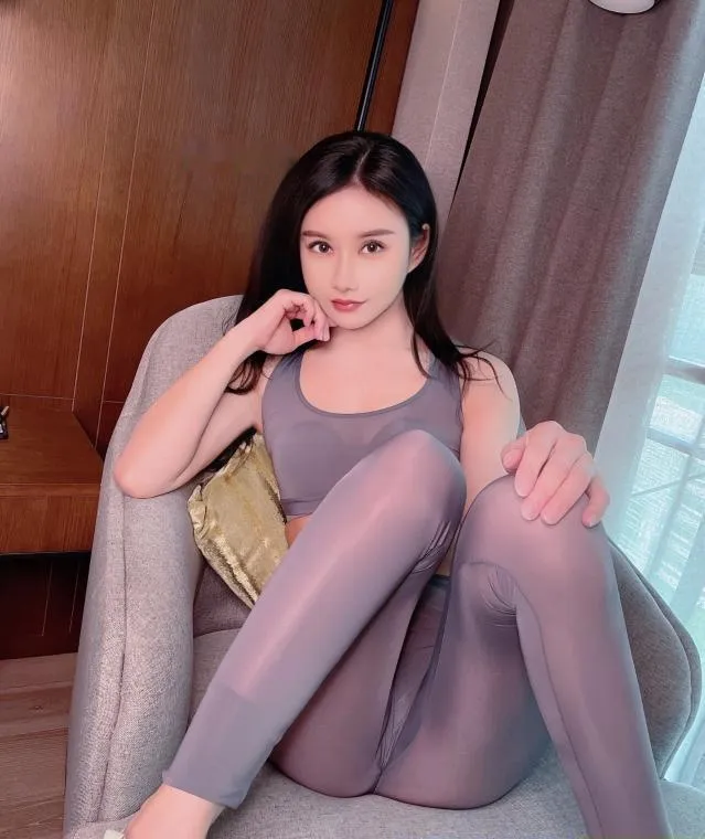 情趣骚妇雅彤