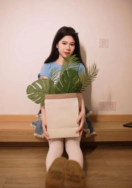 瑶海小桃子