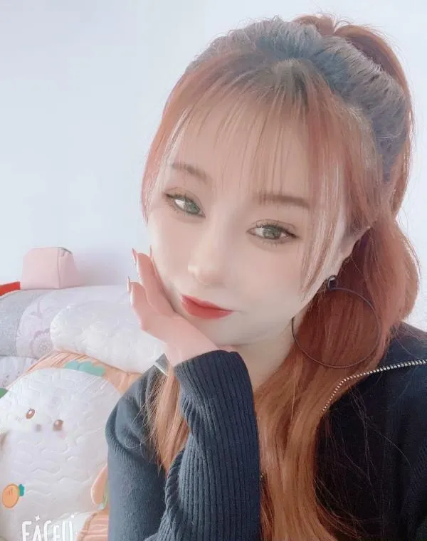 滨海晚安美少妇