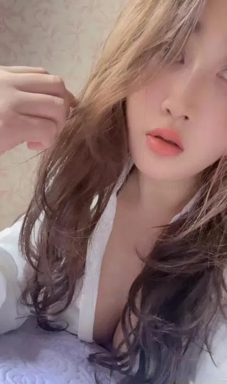 大胸少妇