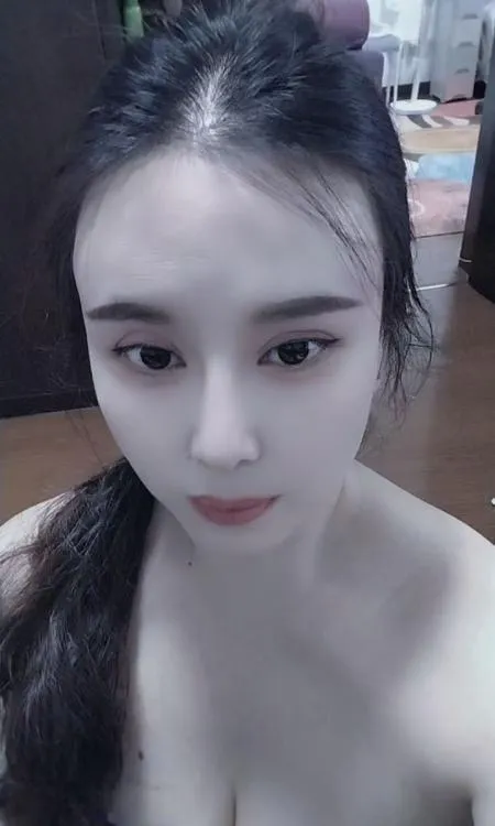 莉莉老湿