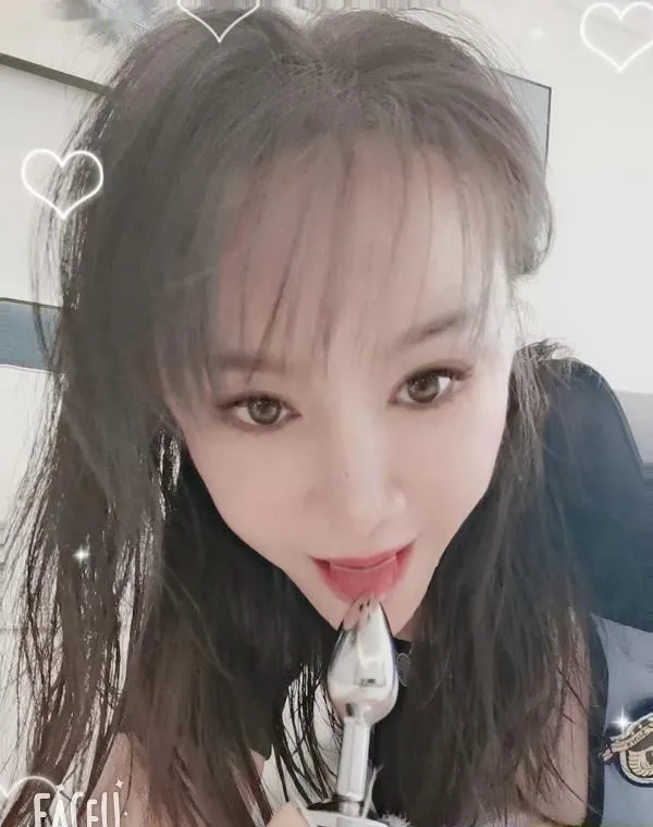 道具激情红姑娘